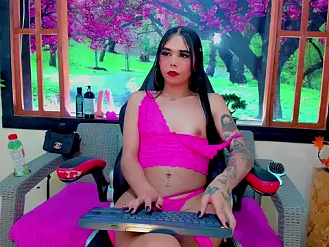 Snapshot of lilith_queen__ chatting on 03-07-26, 03:58 lilith queen online show from 03-07-26, 03:58