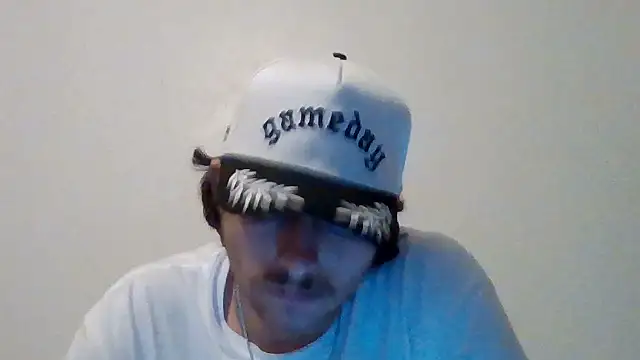 Tallhungandcloudy online show from 02-26-26, 03:05