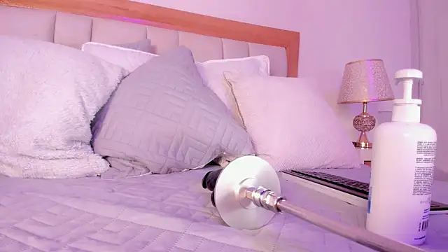 Snapshot of Bunny_Blush1 chatting on 02-27-26, 07:36 Bunny Blush1 online show from 02-27-26, 07:36