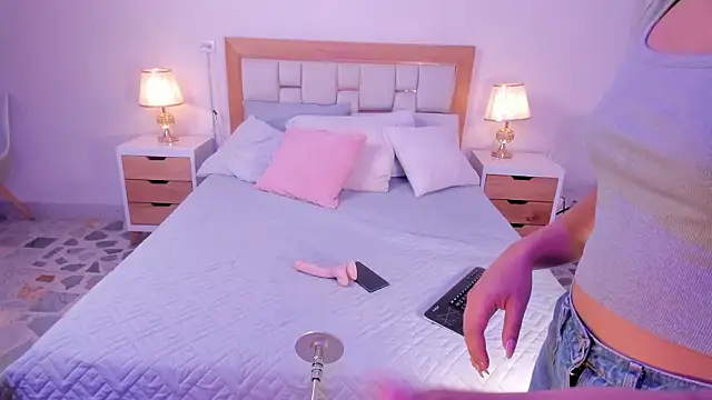 Snapshot of Bunny_Blush1 chatting on 03-09-26, 07:18 Bunny Blush1 online show from 03-09-26, 07:18