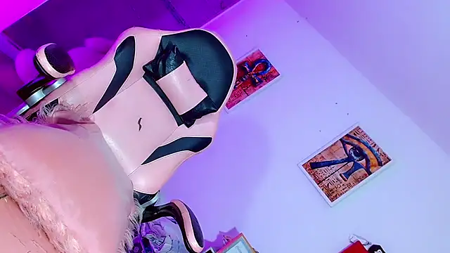 sexy girlts online show from 04-26-26, 06:00