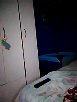 Snapshot of Luna33- chatting on 03-26-26, 12:17 Luna33- online show from 03-26-26, 12:17