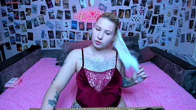 x Ulya1cutex online show from 04-30-26, 04:35