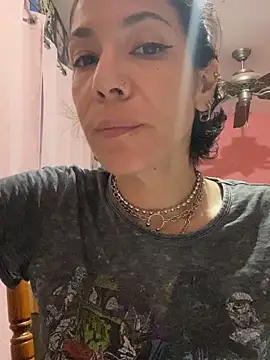 Snapshot of JeanneDuval8888 chatting on 03-10-26, 01:32 JeanneDuval8888 online show from 03-10-26, 01:32