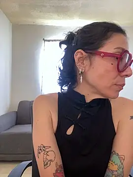 JeanneDuval8888 online show from 04-07-26, 10:20