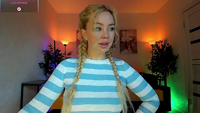 Snapshot of caty_kiss chatting on 08-02-26, 04:22 caty kiss online show from 08-02-26, 04:22