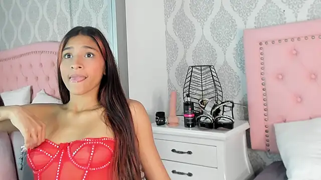 Snapshot of luciana_lopez_7 chatting on 03-11-26, 03:45 luciana lopez 7 online show from 03-11-26, 03:45