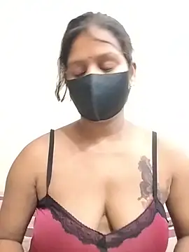 Snapshot of ankita077 chatting on 05-25-26, 10:27 ankita077 online show from 05-25-26, 10:27