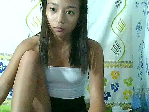 Asianpinay Skinny1818 online show from 04-28-26, 02:27