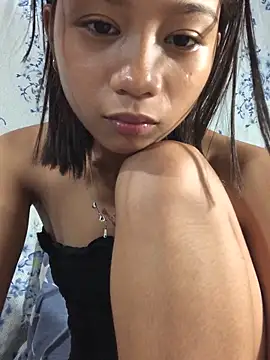 Snapshot of Asianpinay_Skinny1818 chatting on 06-11-26, 02:53 Asianpinay Skinny1818 online show from 06-11-26, 02:53