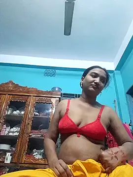 Snapshot of Hot-sadia6 chatting on 02-18-26, 11:17 Hot-sadia6 online show from 02-18-26, 11:17