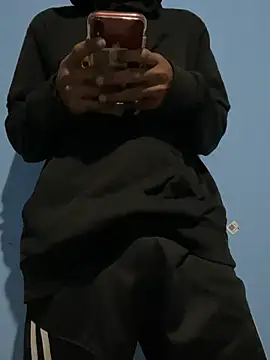 Snapshot of mondacuo3000 chatting on 02-22-26, 12:58 mondacuo3000 online show from 02-22-26, 12:58