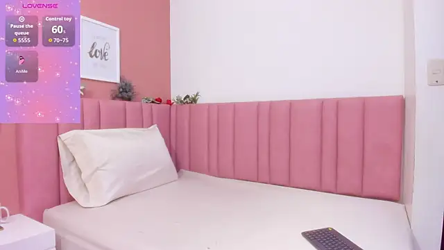 iris cuteface online show from 07-01-26, 11:56