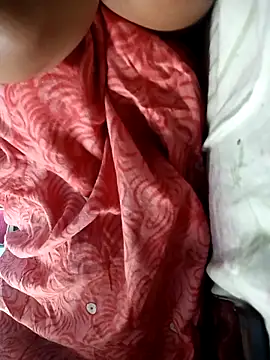 Hot-mohine online show from 04-30-26, 08:57