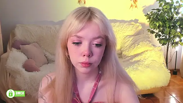 Rochelle kitty online show from 04-27-26, 01:31