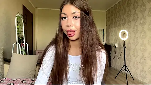 You Club Winx online show from 06-07-26, 08:29