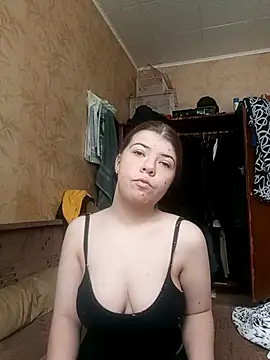 Snapshot of EvaTallor chatting on 02-13-26, 06:20 EvaTallor online show from 02-13-26, 06:20