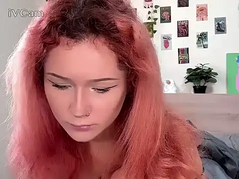 pixieyes00n online show from 03-17-26, 07:33