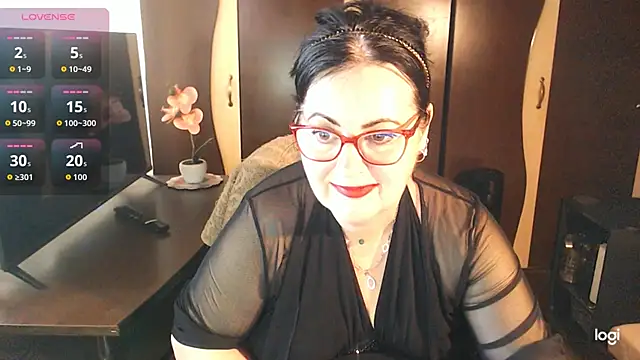 exiMIlf online show from 06-08-26, 10:48