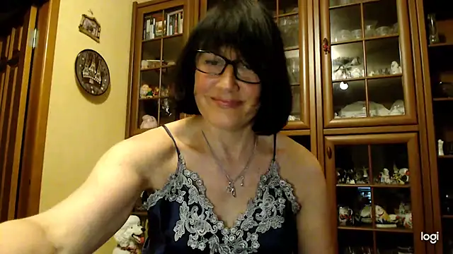 Vlastelina online show from 04-18-26, 07:58