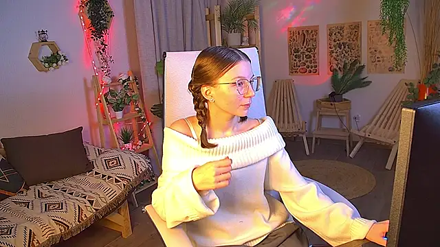 Snapshot of ElliFrankenweenie chatting on 03-13-26, 06:20 ElliFrankenweenie online show from 03-13-26, 06:20