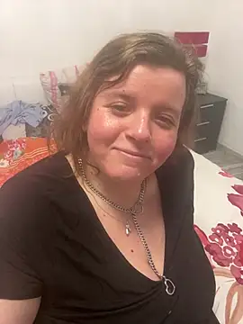 Laura-Loveyou online show from 02-16-26, 03:08