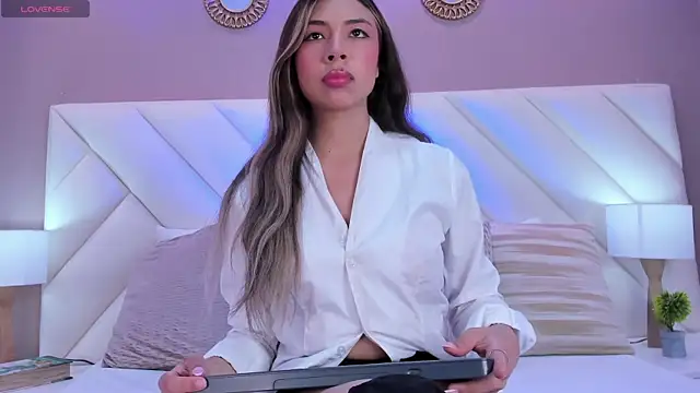 ValeryGomezz online show from 04-23-26, 03:14