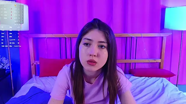 Snapshot of AliceZimmer chatting on 03-14-26, 08:03 AliceZimmer online show from 03-14-26, 08:03