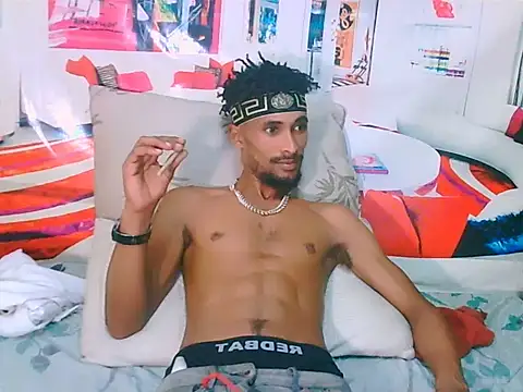 Snapshot of EroticPoison69 chatting on 02-13-26, 05:42 EroticPoison69 online show from 02-13-26, 05:42