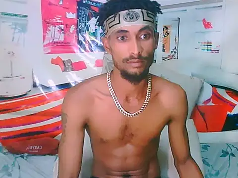 Snapshot of EroticPoison69 chatting on 02-14-26, 06:15 EroticPoison69 online show from 02-14-26, 06:15