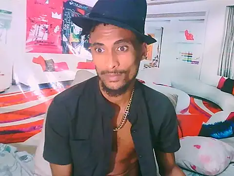 Snapshot of EroticPoison69 chatting on 02-25-26, 05:33 EroticPoison69 online show from 02-25-26, 05:33