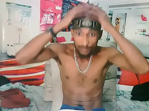 Snapshot of EroticPoison69 chatting on 03-01-26, 05:48 EroticPoison69 online show from 03-01-26, 05:48