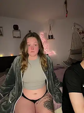 Snapshot of Maryjane-Spidermann chatting on 03-12-26, 08:04 Maryjane-Spidermann online show from 03-12-26, 08:04