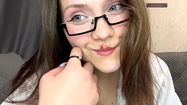 BunnyFleur online show from 03-04-26, 05:08