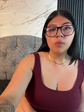 Snapshot of Lismar_fire chatting on 02-12-26, 04:07 Lismar fire online show from 02-12-26, 04:07