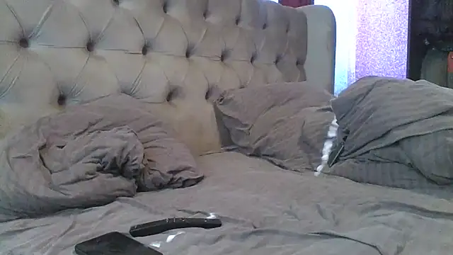 Shailadiess online show from 04-29-26, 04:49