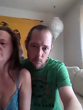 Snapshot of banans78 chatting on 02-12-26, 05:52 banans78 online show from 02-12-26, 05:52