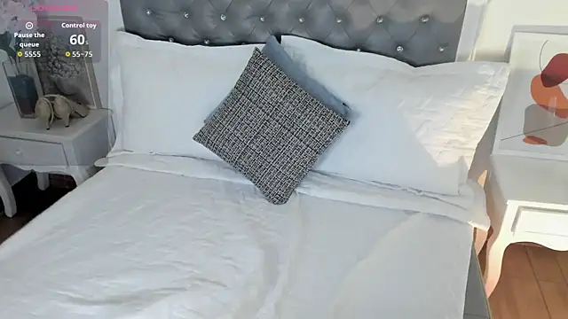 Snapshot of Aisha_Haddad chatting on 03-05-26, 02:24 Aisha Haddad online show from 03-05-26, 02:24