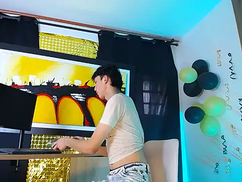 Snapshot of jullian_ricci chatting on 03-11-26, 07:42 jullian ricci online show from 03-11-26, 07:42