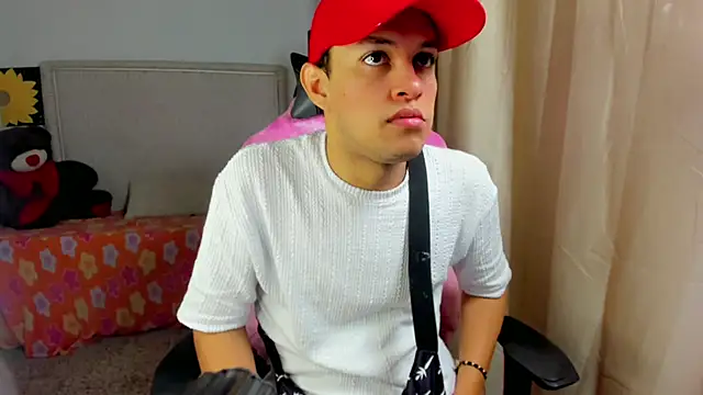 Top and bottom online show from 04-03-26, 09:13