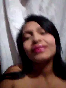 Snapshot of Lia_Phone chatting on 02-25-26, 04:33 Lia Phone online show from 02-25-26, 04:33