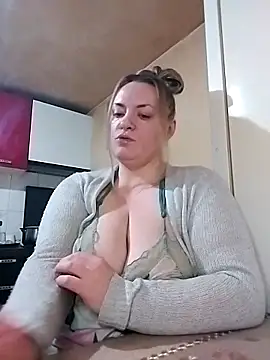 HotStepmommy4 online show from 03-12-26, 10:49