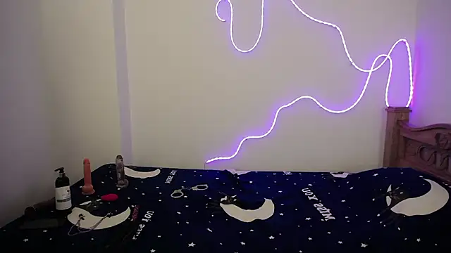 CherryGirlsXX online show from 03-08-26, 06:17