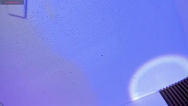 Snapshot of Winnie_cutee chatting on 03-08-26, 02:04 Winnie cutee online show from 03-08-26, 02:04