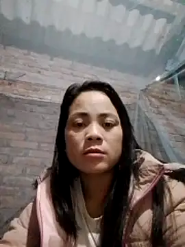 Snapshot of molly-xx chatting on 02-13-26, 12:39 molly-xx online show from 02-13-26, 12:39