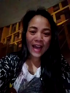 Snapshot of molly-xx chatting on 03-11-26, 10:38 molly-xx online show from 03-11-26, 10:38