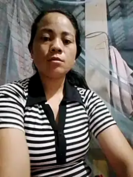 molly-xx online show from 07-18-26, 11:30
