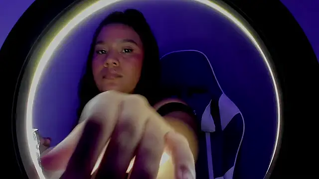 Snapshot of ZoeParcker chatting on 02-17-26, 01:29 ZoeParcker online show from 02-17-26, 01:29