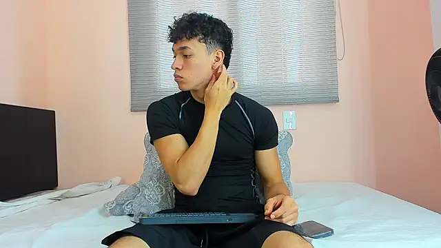 Muscle  Myke online show from 03-10-26, 12:43