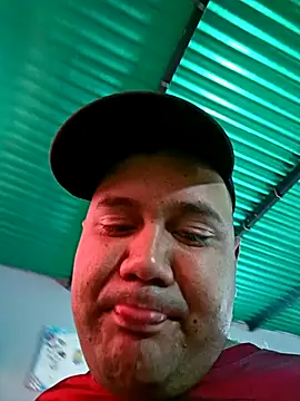 Snapshot of Mohamed1627 chatting on 03-04-26, 02:12 Mohamed1627 online show from 03-04-26, 02:12